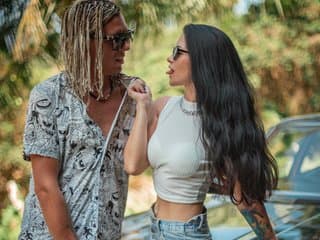 Travel-couple